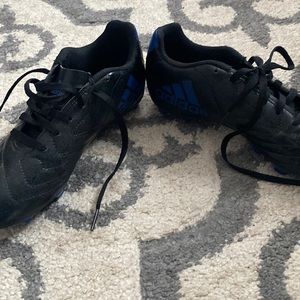 WORN ONCE! Soccer cleats